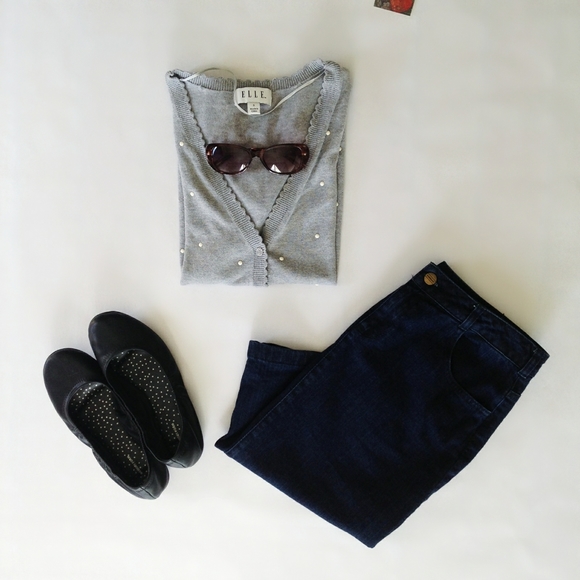 Sweater - Picture 1 of 5